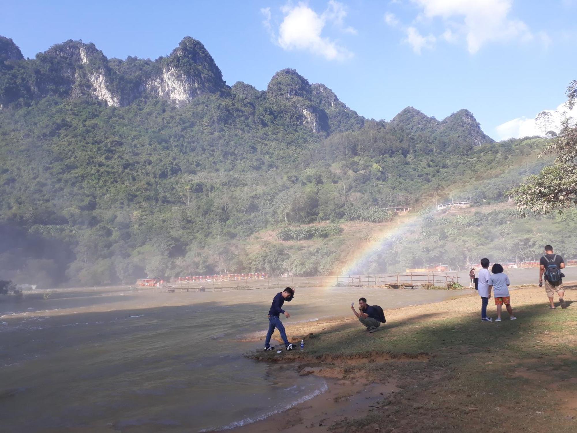 A Sy Ban Gioc Homestay - Lang Da Khuoi Ky Cao Bang Exteriér fotografie
